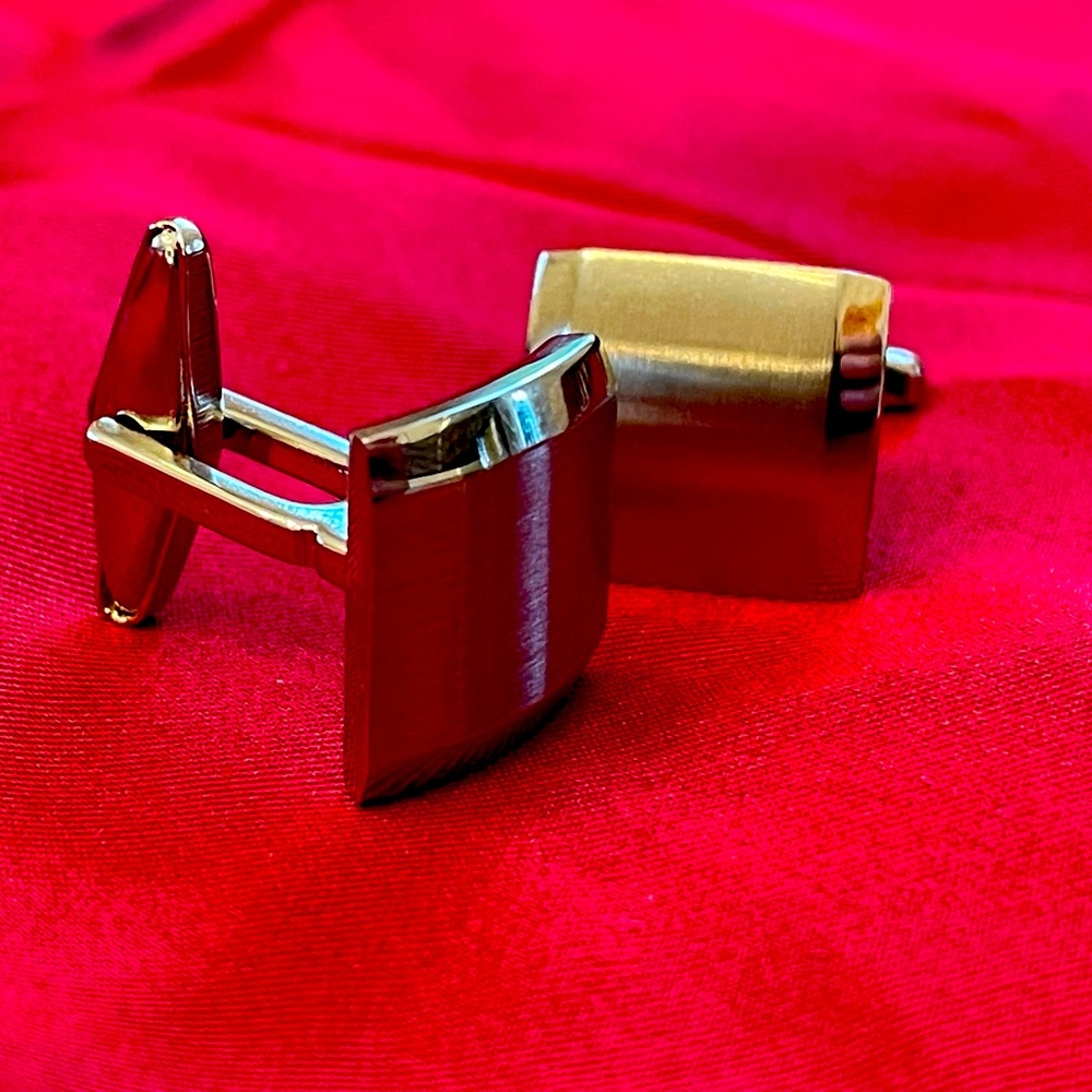 NWOT cuff links